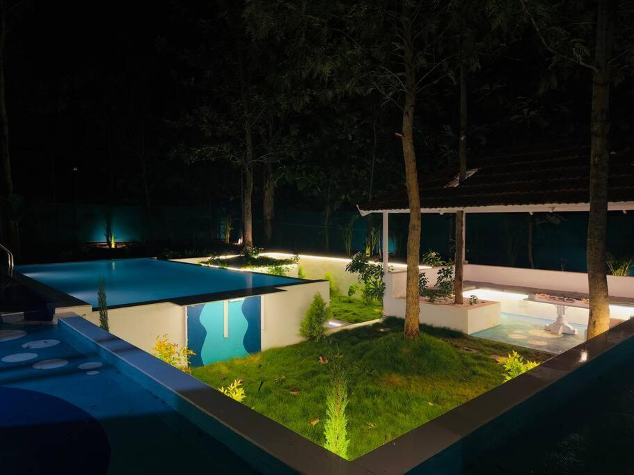 Serenity Farm Stay Hampapura ภายนอก รูปภาพ