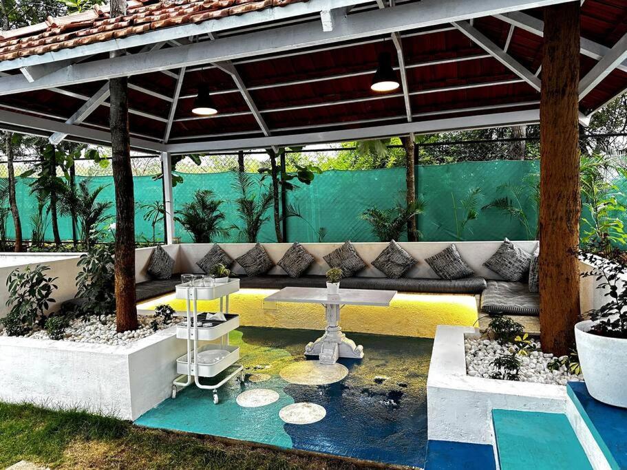 Serenity Farm Stay Hampapura ภายนอก รูปภาพ